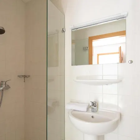 Moewe Mit Viel Freiraum, Ruhig Gelegen Im Alten Ortskern Apartman *