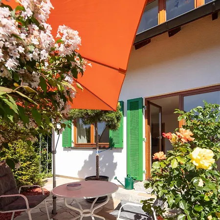 Apartman Moewe Mit Viel Freiraum, Ruhig Gelegen Im Alten Ortskern *