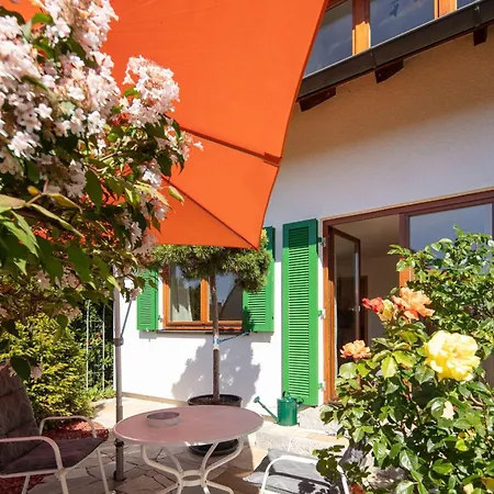 Moewe Mit Viel Freiraum, Ruhig Gelegen Im Alten Ortskern Apartman *