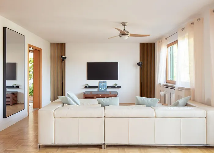 Holiday home Moewe Uberlingen